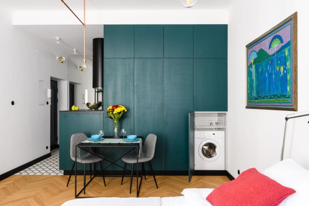 P&O Serviced Apartments Old Town Square Studio Varsovie Extérieur photo